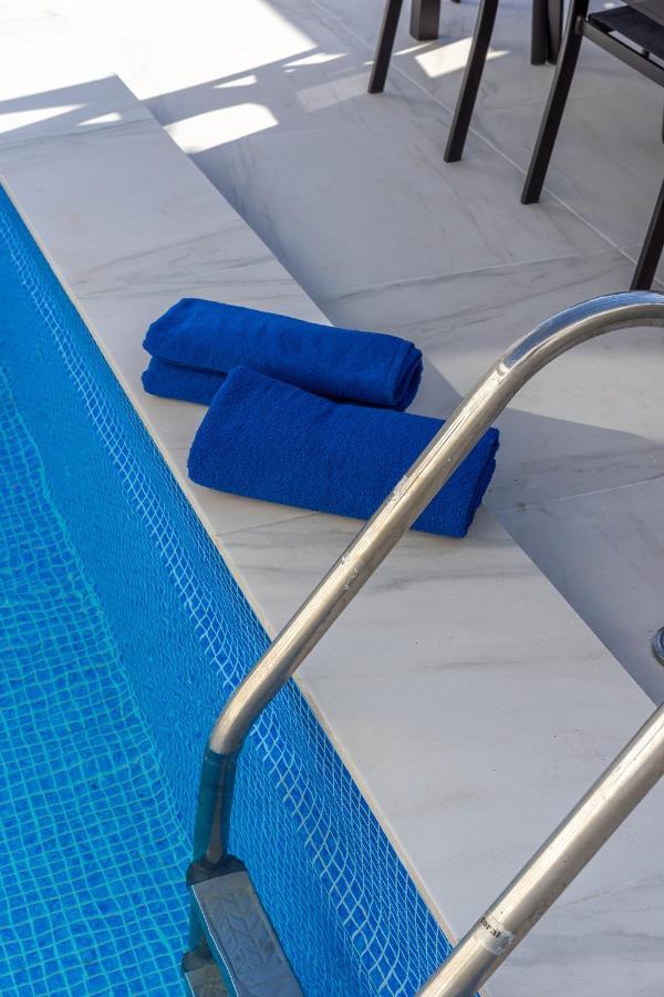 Unique Beachfront Rooftop In Fuengirola By Costarentals - Ref 59 מראה חיצוני תמונה